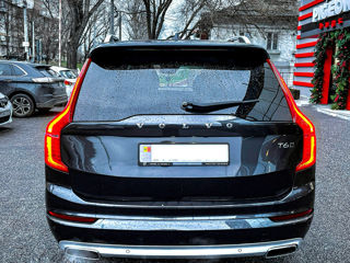 Volvo XC90 foto 8