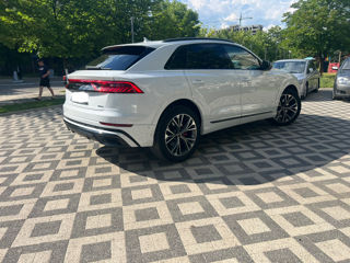 Audi Q8 foto 6