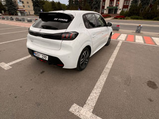 Peugeot 208 foto 5