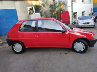 Peugeot 106 foto 12