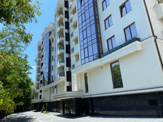 Apartament cu 4 camere, 135 m², Centru, Ialoveni foto 9