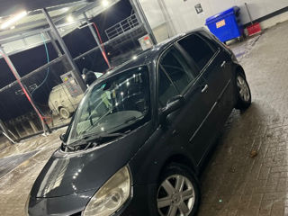 Renault Scenic foto 2