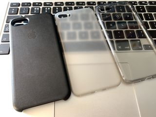 iPhone 7, iPhone 8, iPhone SE 2020 - (3 чехла) +2 стекла в подарок