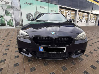 BMW 5 Series foto 2