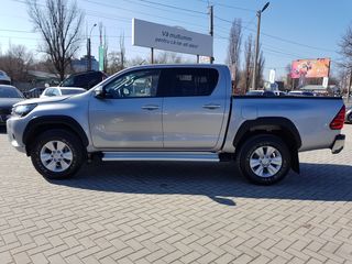 Toyota Hilux foto 5