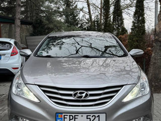 Hyundai Sonata foto 4