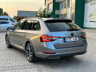 Skoda Superb foto 5