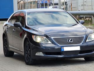 Lexus LS Series foto 3