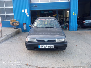 Nissan Sunny foto 7