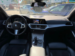 BMW 3 Series foto 10