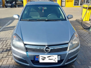 Opel Astra foto 1