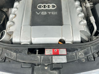 Audi A8 foto 7