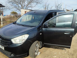 Dacia Lodgy, 2012 г.