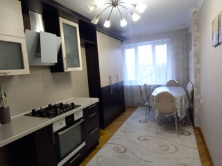 Apartament cu 3 camere, 75 m², Botanica, Chișinău