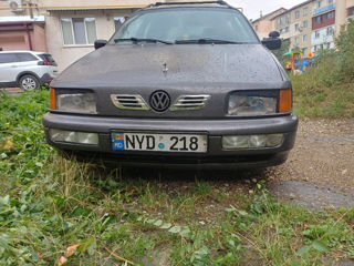 Volkswagen Passat foto 3