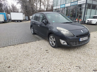 Renault Grand Scenic foto 3