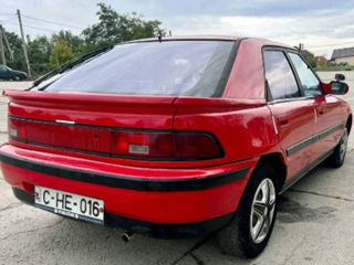 Mazda 323 foto 4