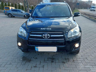 Toyota Rav 4 foto 1