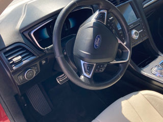 Ford Fusion foto 5