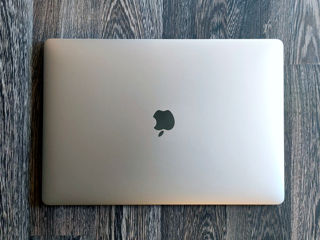Apple MacBook Pro 15" 2018 Intel Core i7 / 16Gb RAM / 512GB SSD / русская клавиатура фото 3