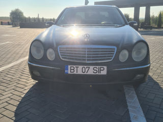 Mercedes E-Class foto 9