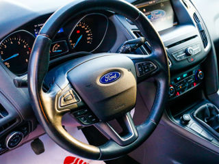 Ford Focus foto 5