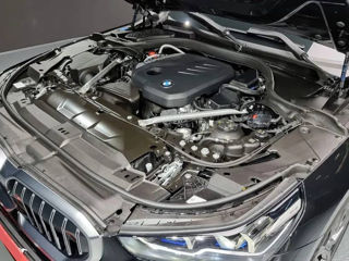 BMW 5 Series foto 6