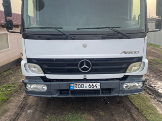 Mercedes Atego foto 2