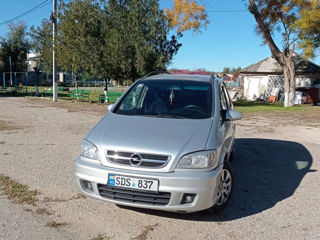 Opel Zafira foto 3