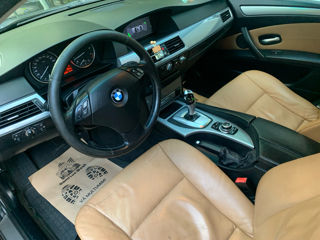 BMW 5 Series foto 8