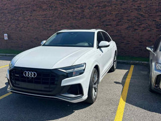 Audi Q8 foto 2