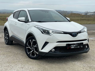 Toyota C-HR foto 3