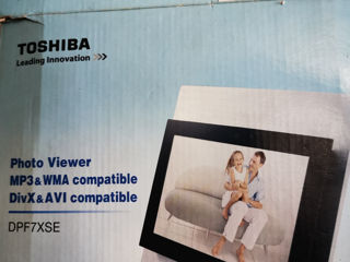 Ramă foto digitală Toshiba, nouă