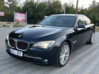 BMW 7 Series foto 2