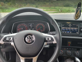 Volkswagen Jetta foto 9