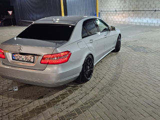 Mercedes E-Class foto 4