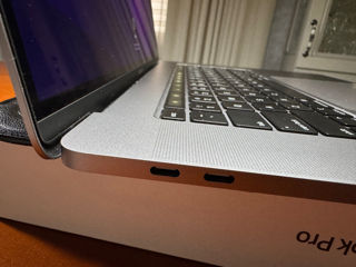 Macbook Pro 16 / i9 / 1Tb foto 2