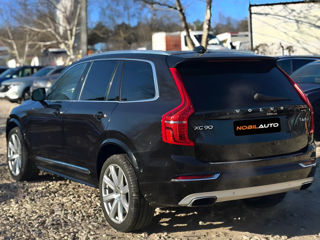 Volvo XC90 foto 6