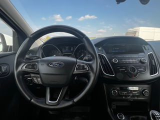 Ford Focus foto 10