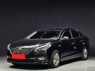 Hyundai Sonata foto 1