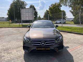 Mercedes E-Class foto 2