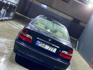 BMW 3 Series foto 4