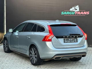 Volvo V60 foto 6