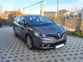 Renault Grand Scenic foto 2