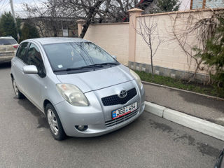 Toyota Yaris foto 4