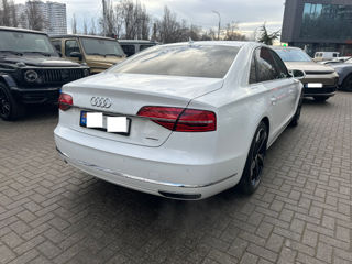 Audi A8 foto 6