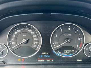 BMW 3 Series foto 8