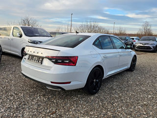 Skoda Superb foto 4