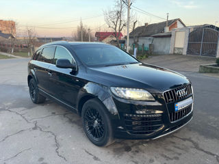 Audi Q7 foto 2