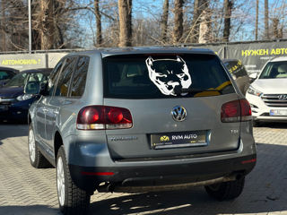 Volkswagen Touareg foto 6